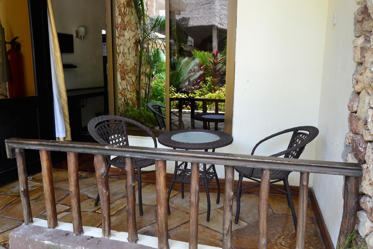 Serene Beach Resort Dar es Salaam Exterior photo